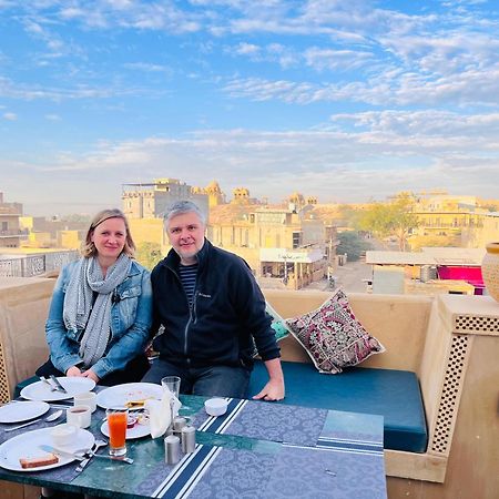 Hotel Aradhya Dzsaiszalmer Kültér fotó